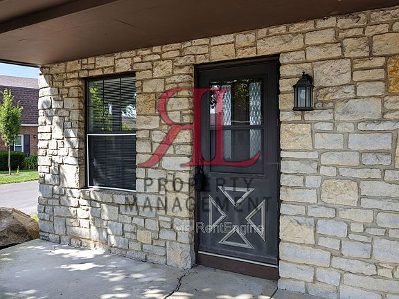 4th image of 1094 Farmlane Dr