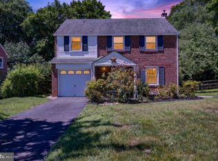 128 Boncouer Rd, Cheltenham, PA 19012