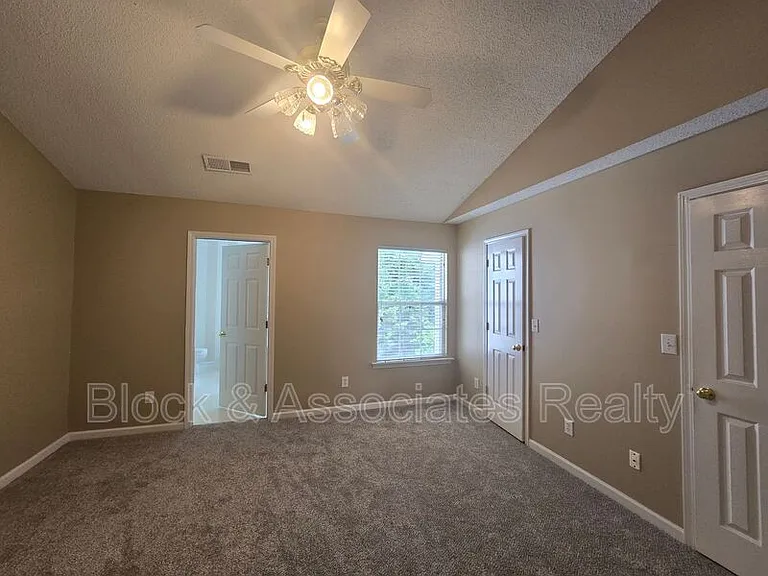 210 Brittany Way — Photo 13