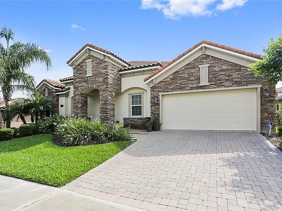 2nd image of 1155 Bella Vista Cir