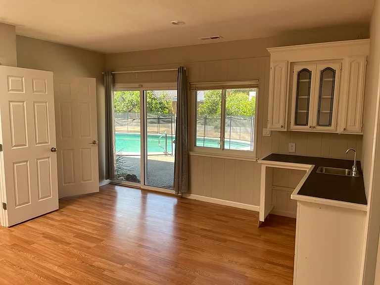 20570 Sunrise Dr — Photo 6