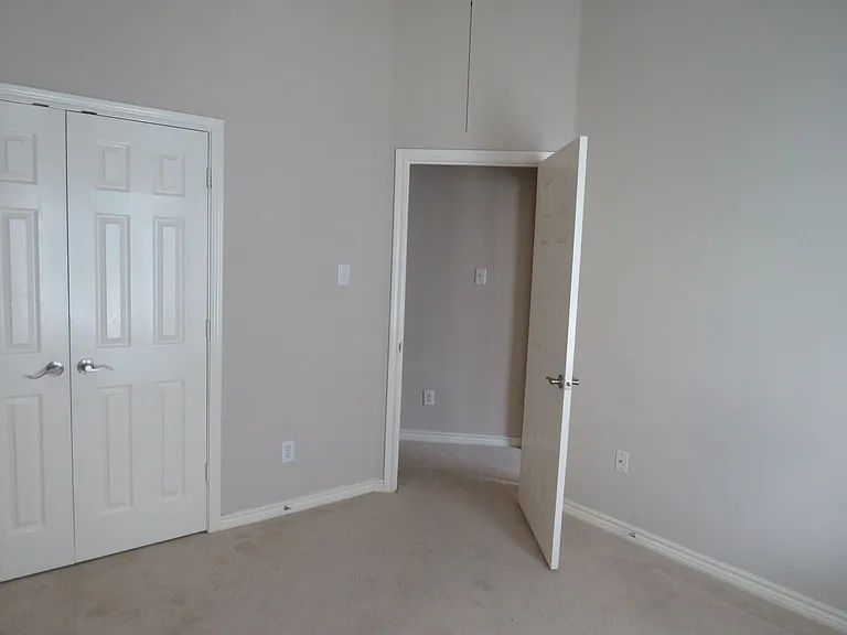11828 Vienna Apple Rd — Photo 15