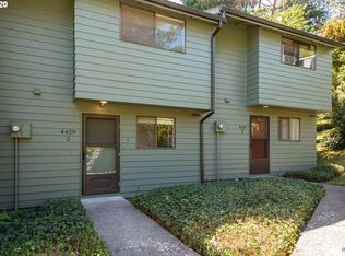 4429 Fox Hollow Rd APT 2, Eugene, OR 97405