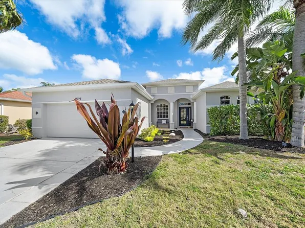 11719 Winding Woods Way, Lakewood Ranch, FL 34202