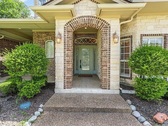 4th image of 5809 Nutcracker Dr