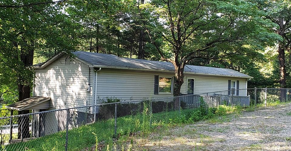 1st image of 161 Rocky Knoll Rd