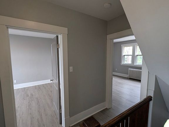 4th image of 199 Saint Joseph St