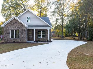 2812 Ridgecrest Dr, Goldsboro, NC 27534