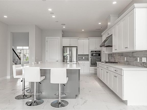 5th image of 10361 Royal Cypress Way