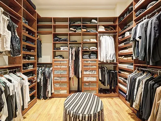 Sold by Sotheby's International Realty | media 12