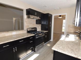 7250 Brook Stone Dr, Houston, TX 77040