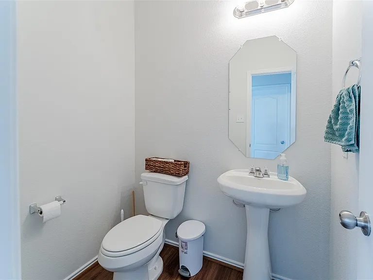 8327 Threadfin Way — Photo 17
