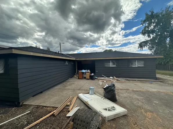 18606 SE Foster Rd, Damascus, OR 97089
