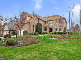 240 S River Landing Rd, Edgewater, MD 21037