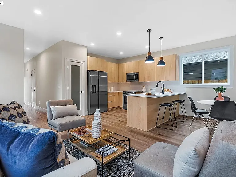 2425 SE Chestnut St #2425 — Photo 11