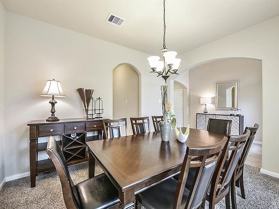 4th image of 2443 Porto Way