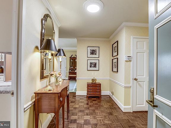 2nd image of 8101 Connecticut Ave APT S406