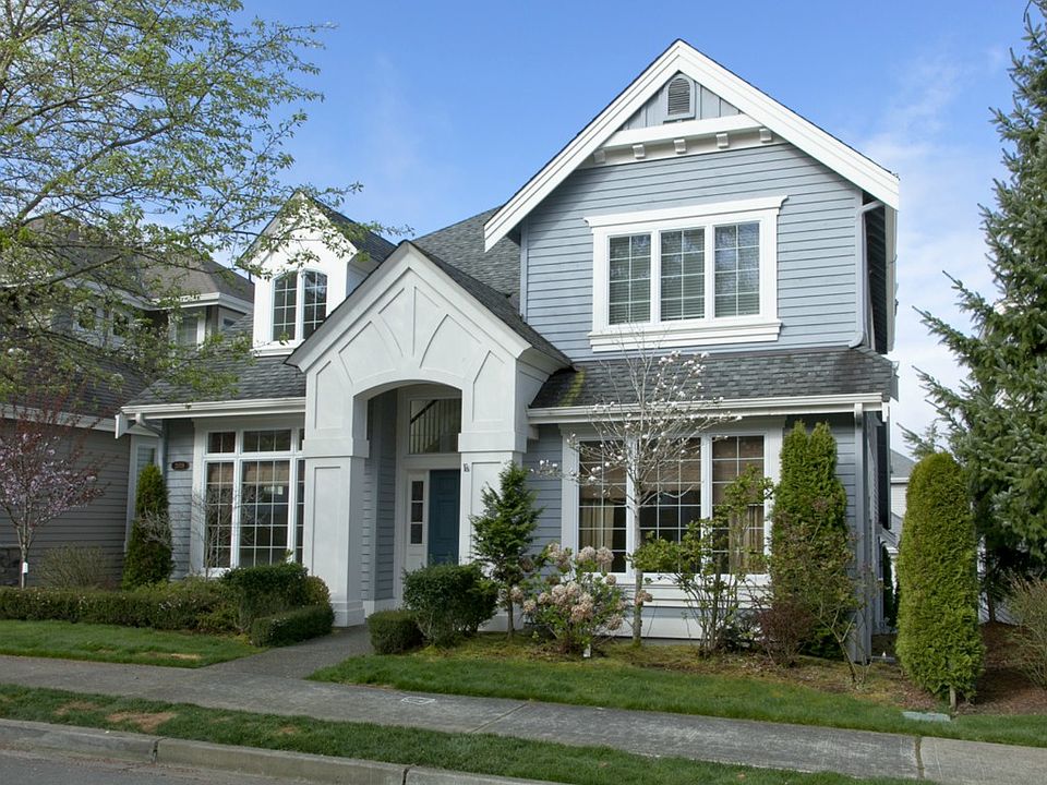 1st image of 2059 32nd Ave NE