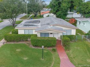 4219 W Park Rd, Hollywood, FL 33021