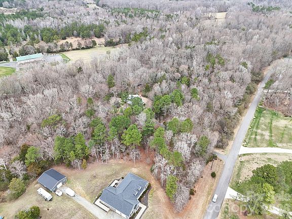 5th image of 15605 Huntingtowne Village Rd