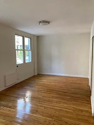 Rented by REAL New York | media 33