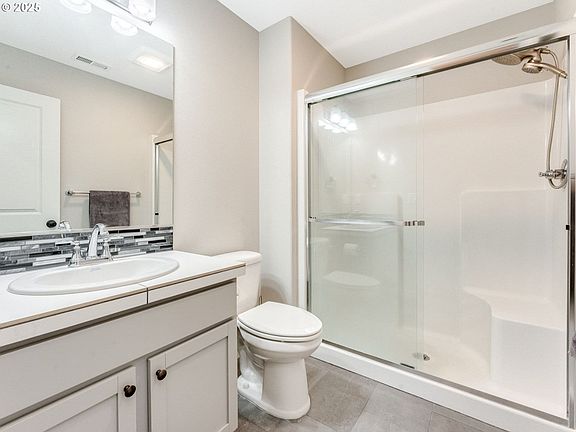 Owner's Suite Bathroom