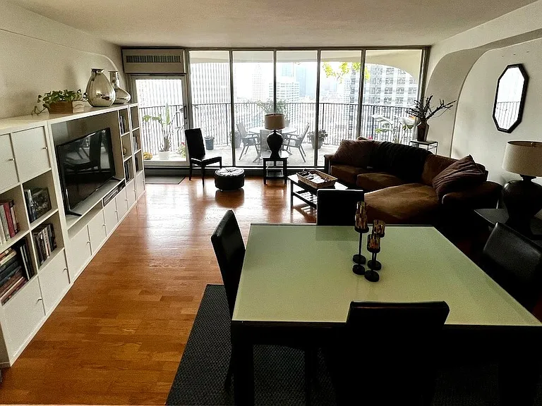 300 N State St #4210 — Photo 6