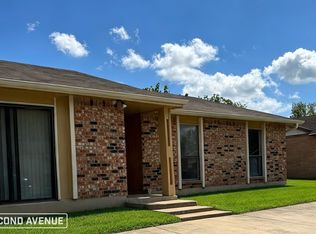 16211 Bowridge Ln, Houston, TX 77053