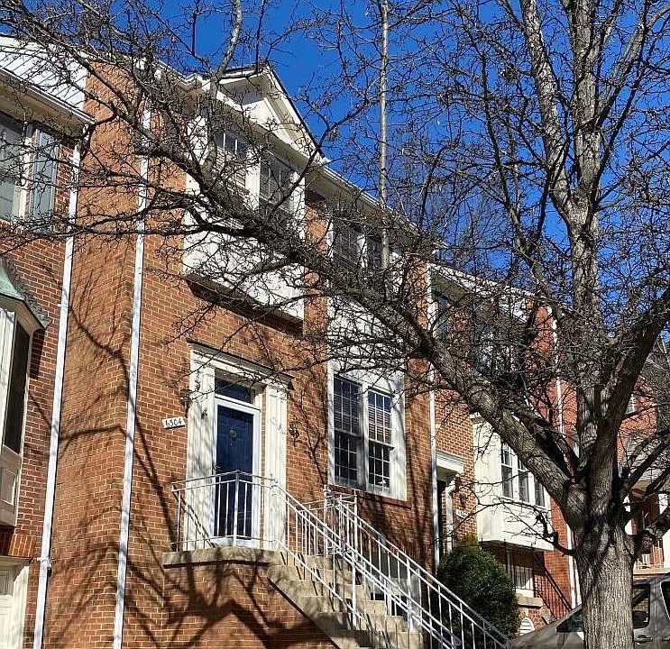 1st image of 6304 Crooked Oak Ln