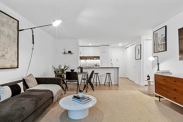 Rented by Greystar | media 29