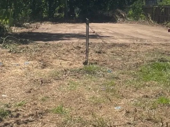 0 Olive St, El Campo, TX 77437