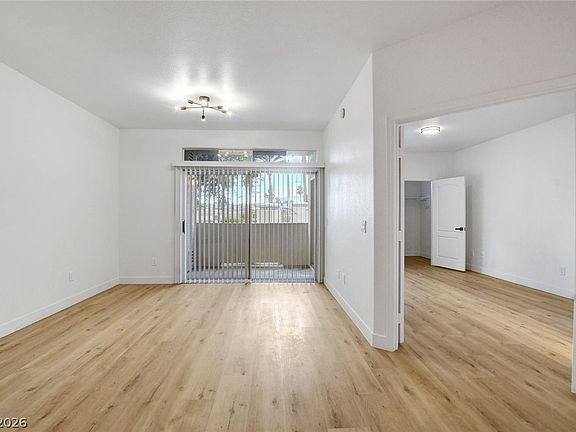 4th image of 7400 W Flamingo Rd APT 1003