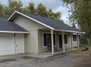 30593 Holiday Dr, Coarsegold, CA