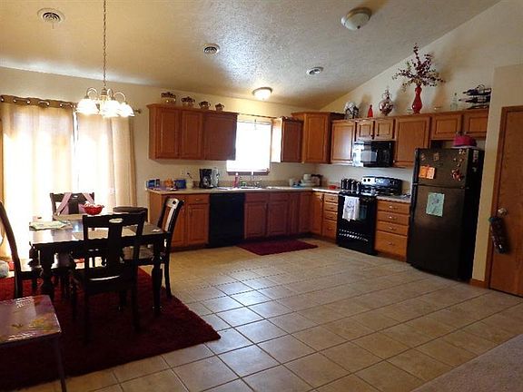 3rd image of 2707 Walters Dr