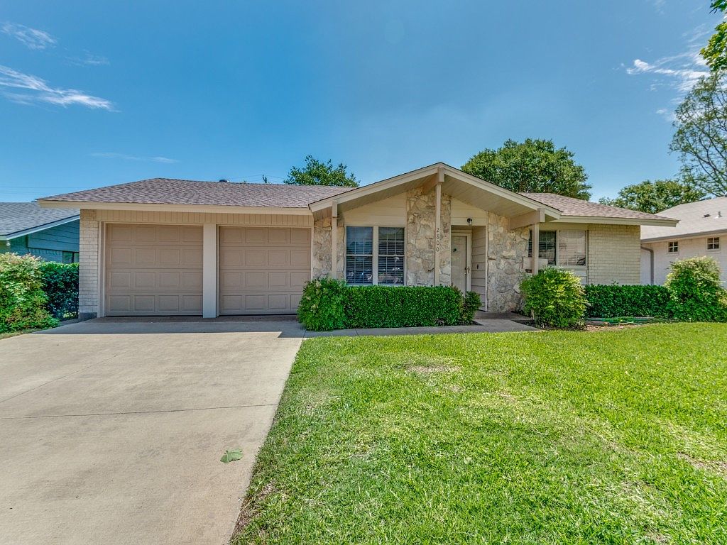 2800 Ridgeview Ln Irving TX 75062 Zillow