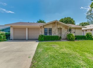 2800 Ridgeview Ln, Irving, TX 75062