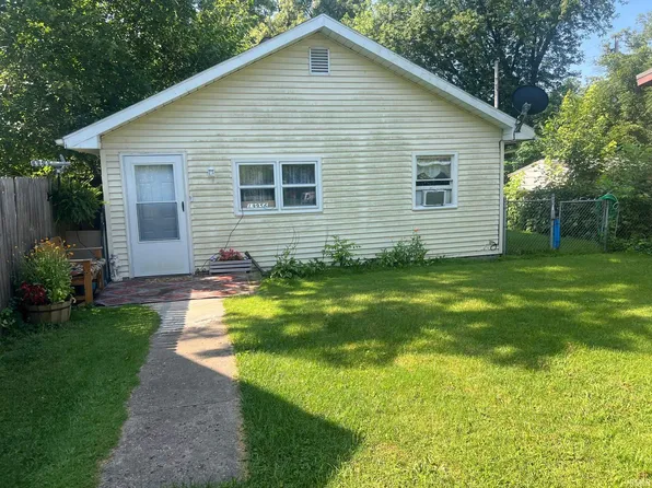 19956 Elizabeth St, South Bend, IN 46637