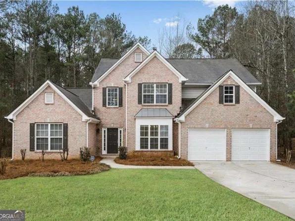 365 Dominique Ct, Fayetteville, GA 30214