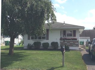 45 Beaumont Ave, Chicopee, MA 01013