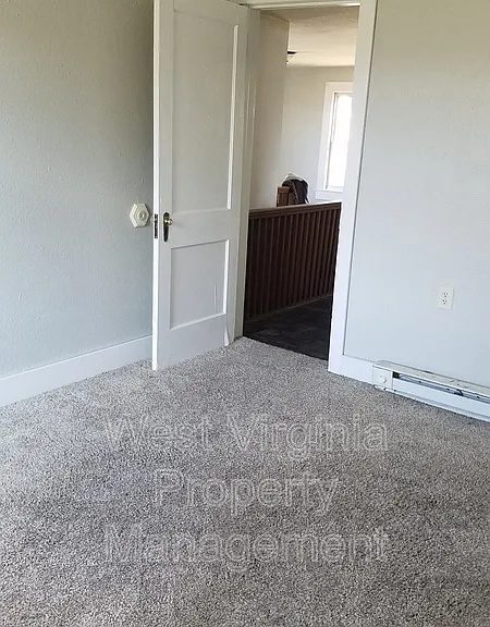 807 S Oakwood Ave #1 — Photo 4