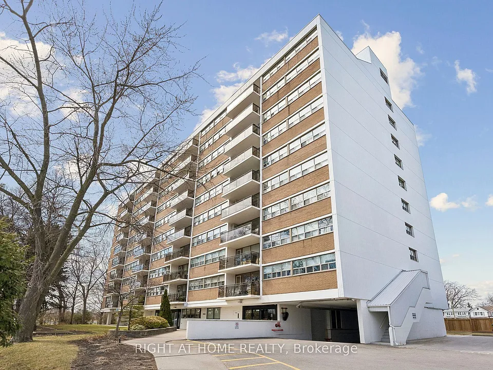 212 Kerr St #207