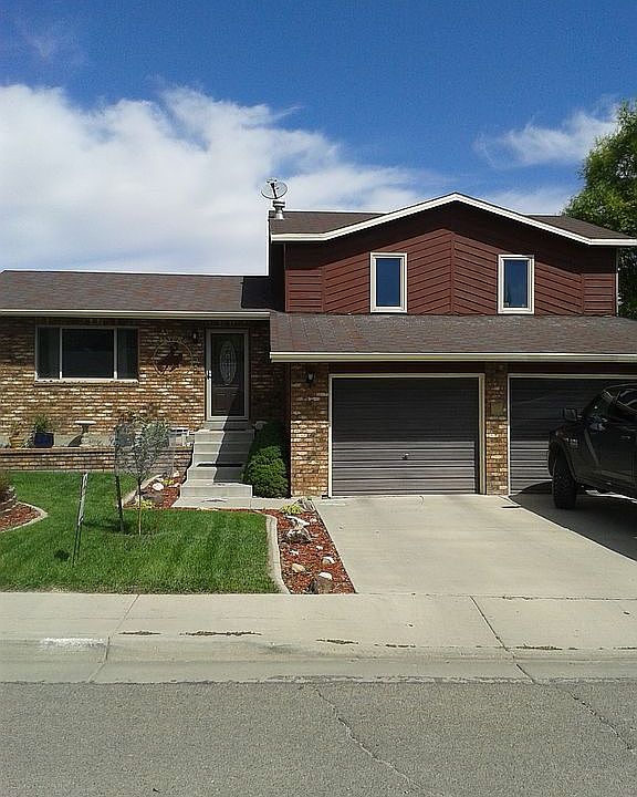 1st image of 525 Bridger Dr