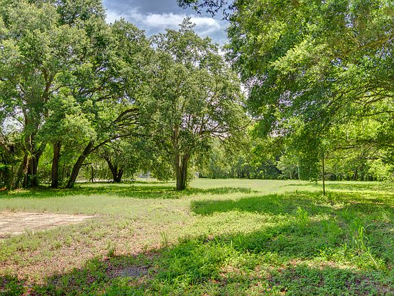 2nd image of 7001 Rowlett Park Dr