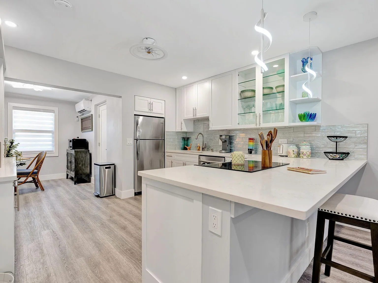 2 bed, 1.5 bath, 1013 sqft, $2,850 — Photo 3