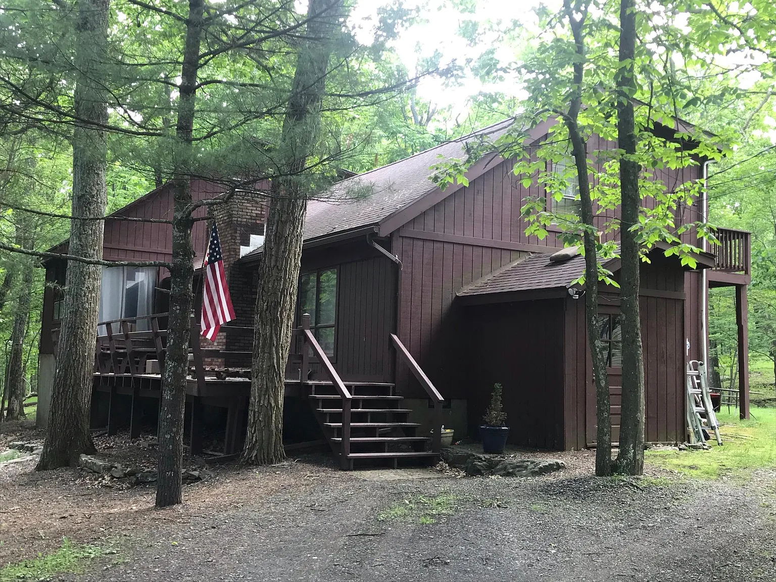 279 Gold Finch Rd — Photo 2