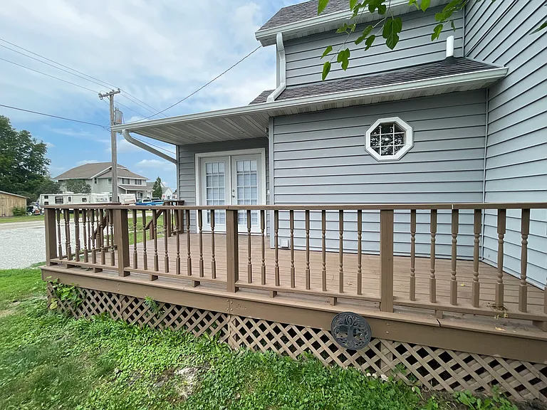 127 E Main St — Photo 3