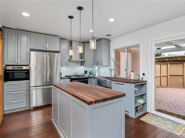 17 Alderwood #2, Irvine, CA 92604