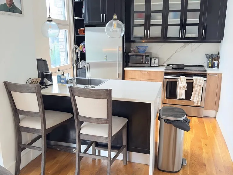 229 Roebling St #2C — Photo 4