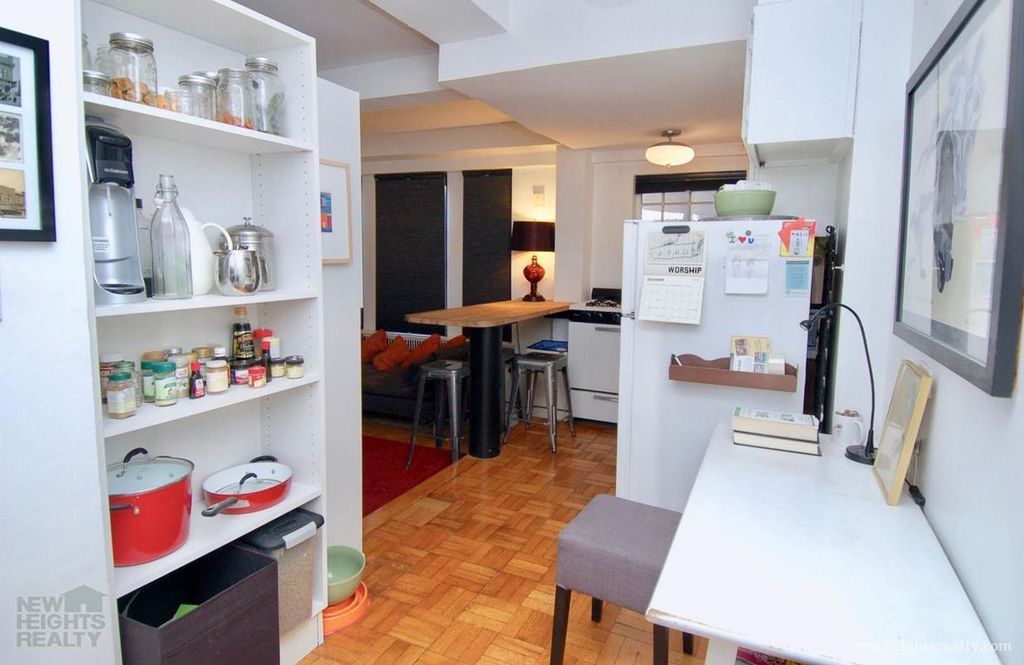 1 Bath Property, New York • 475 Sq Ft