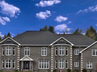 111 Memorial Dr, Elmhurst Township, PA 18444